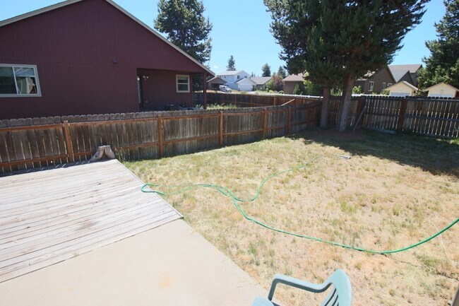 Foto del edificio - $500 OFF First Month Rent | 12 Month Lease | Huntington Meadows