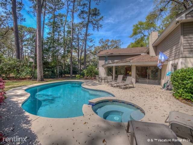 Building Photo - 30 Turnberry Ln