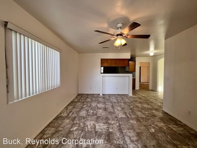 Building Photo - 2 br, 1.5 bath House - 1896 Artesia Dr