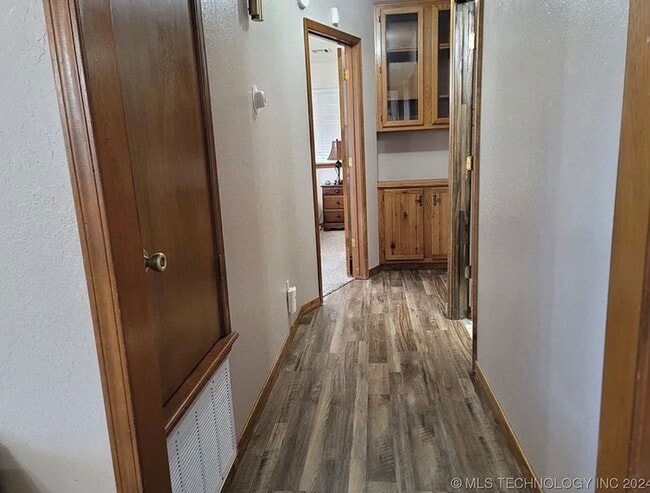 Foto del edificio - 415641 E 1094 Rd