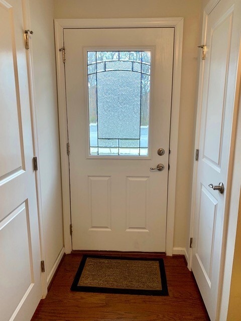 Building Photo - Gorgeous brick front 3bd 2/2bth townhouse ...