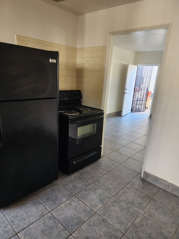 Building Photo - 1205 N Palo Verde Blvd