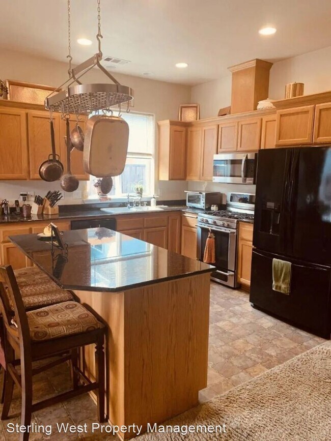 Building Photo - 3 br, 2 bath House - 7412 Stonefield Dr.