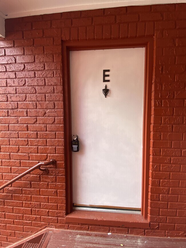 Foto del edificio - 8221 12th Way N