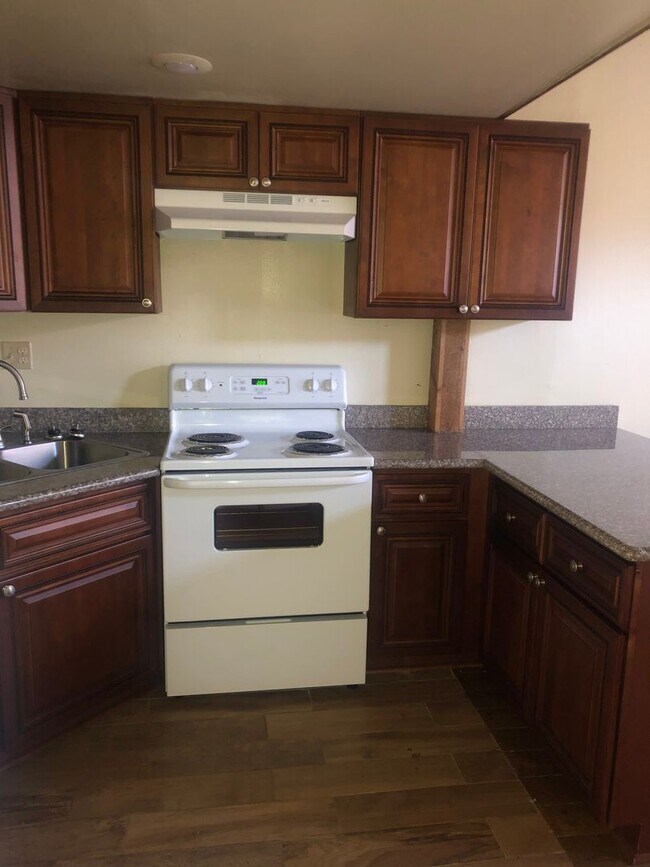 Foto del edificio - Private, Cozy, & Clean Studio Bungalow