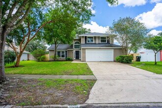 Building Photo - 3909 Stonehaven Rd