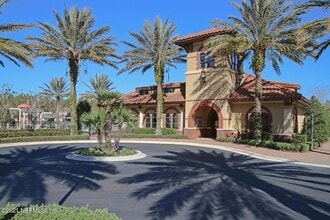 Building Photo - 340 Servia Dr