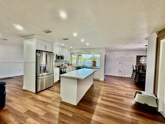 Building Photo - 8940 NW 7th Ct