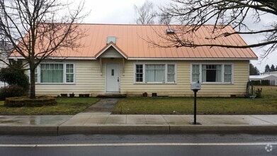 Building Photo - 1025 OR-99W