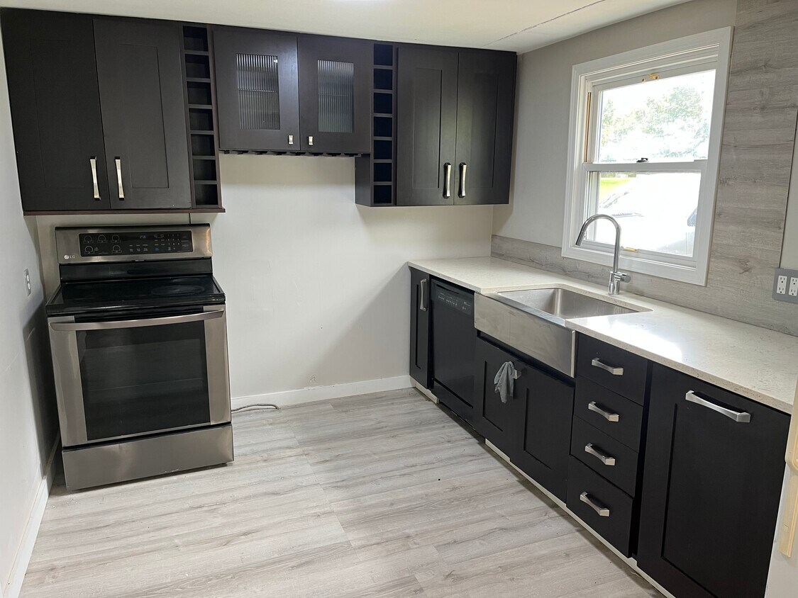 New kitchen - 4812 Belmont St