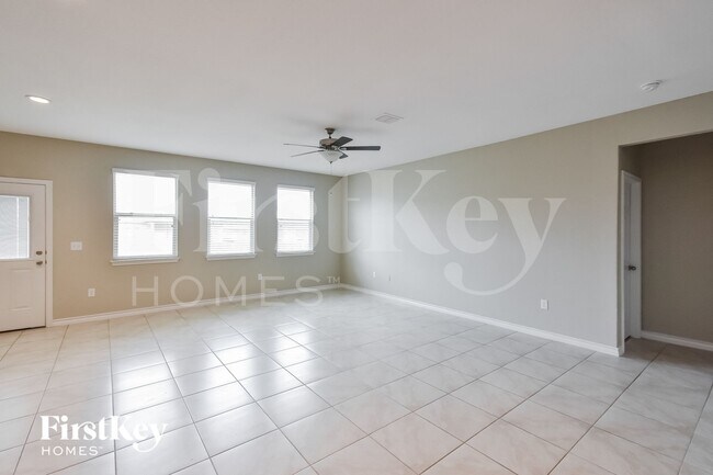 Building Photo - 10339 Rosalina Lp