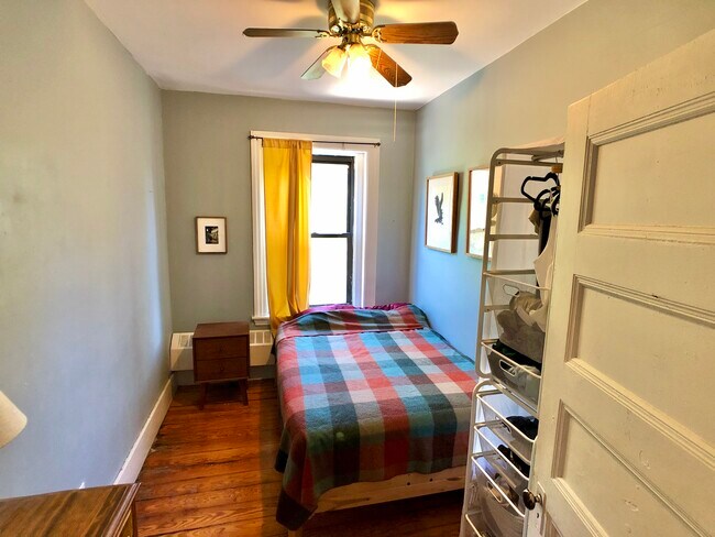 Foto del edificio - 5 Glen Rd