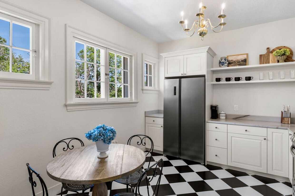 Foto principal - Historic Luxury Living