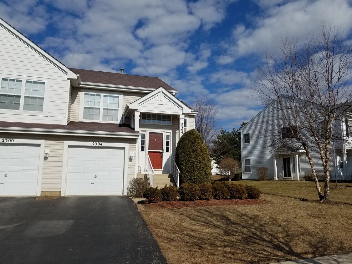 Primary Photo - 2304 Woodside Dr