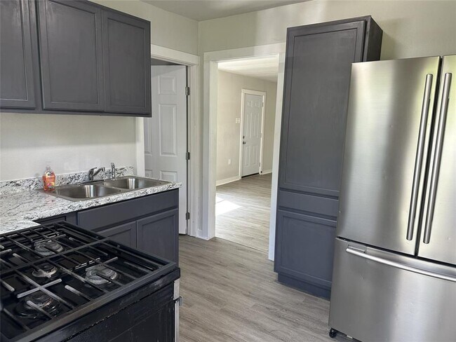 Foto del edificio - 622 Scarbrough St