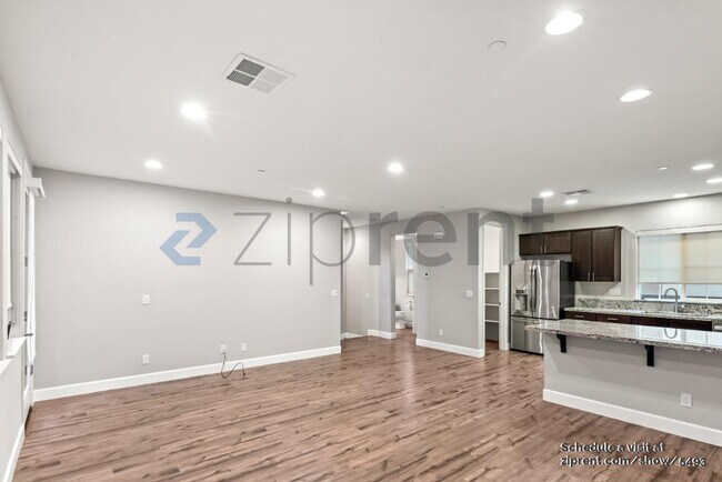 Building Photo - 1613 Murasky Pl