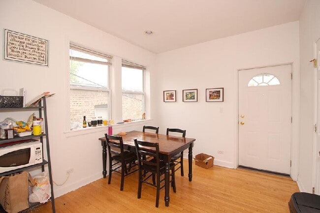 Building Photo - 3453 N Bosworth Ave