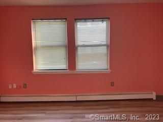Building Photo - 162 Martin St