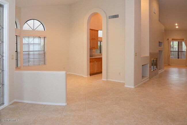 Building Photo - 6971 E Cicada Ct