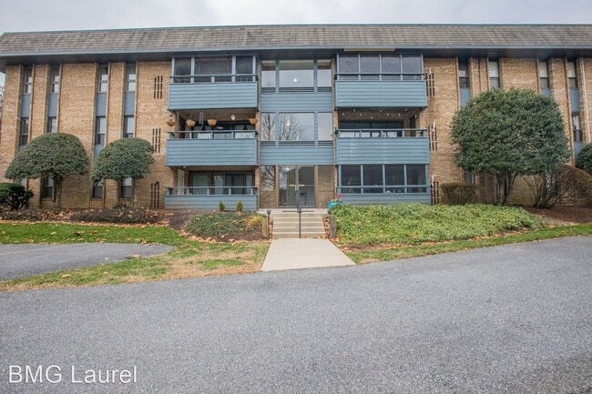 Building Photo - 2 br, 2 bath House - 300 Forbes St (#F)