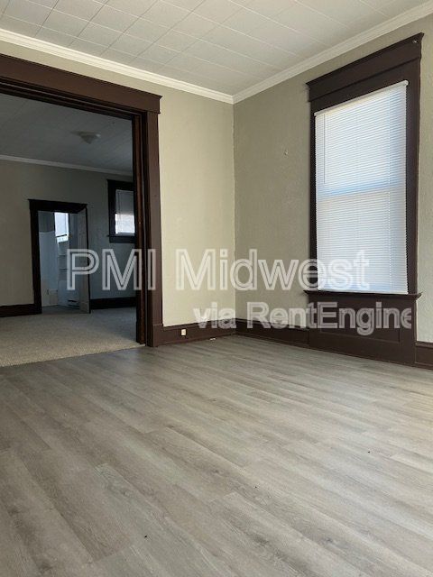 Foto del edificio - 2516 S Washington St