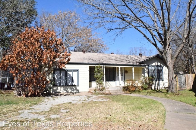 Building Photo - 2626 W 49th St