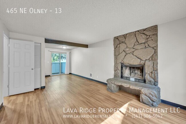 Building Photo - 465 NE Olney-13