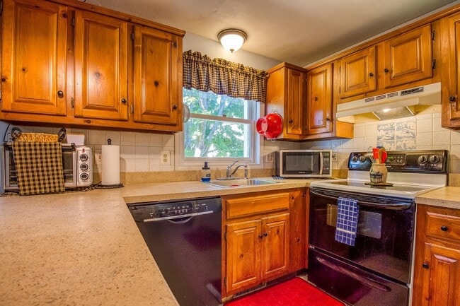 Building Photo - 39 Fords Landing Dr