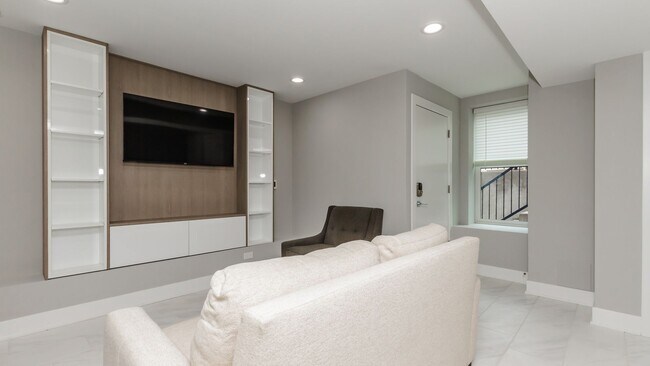 Foto del edificio - 2252 N Clark St
