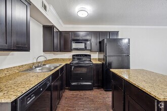 Building Photo - 300 Pecore St