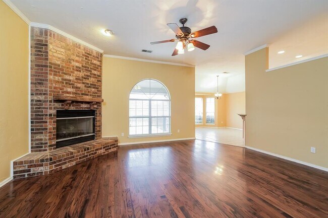 Foto del edificio - 536 SW 154th Ct