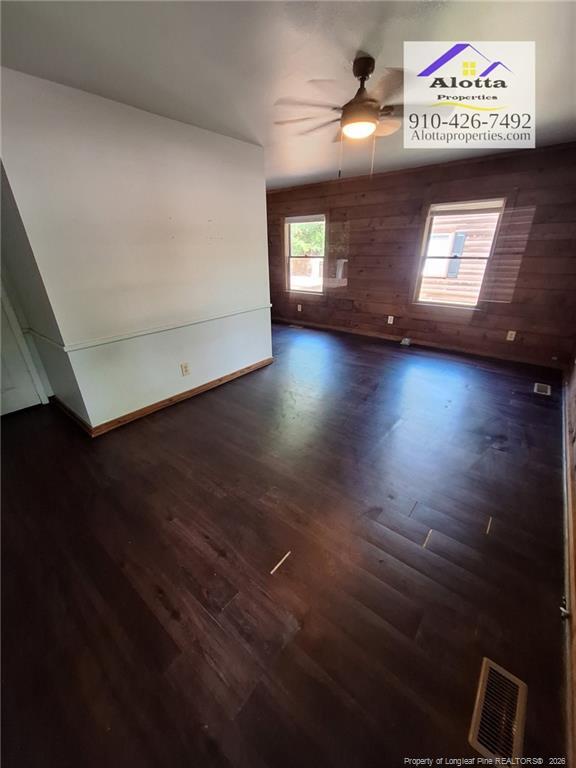 Foto del edificio - 268 W Manchester Rd