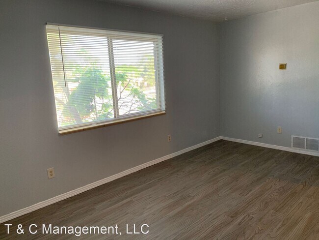 Foto del edificio - 4311 Zuni Rd SE