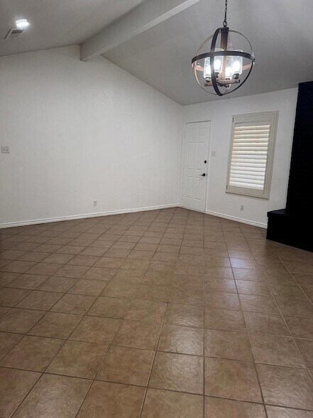 Foto del edificio - 403 Crenshaw Dr