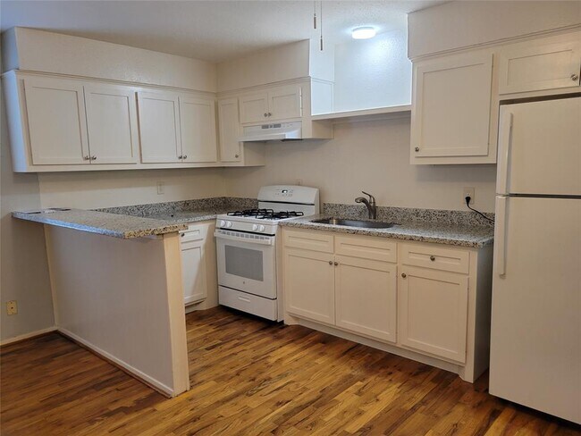 Foto del edificio - 845 Beverly St