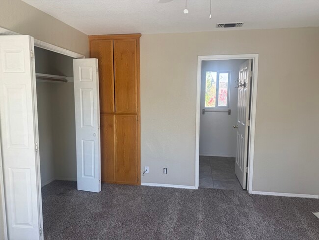 Building Photo - 9327 Musselman Dr