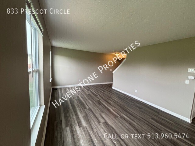 Foto del edificio - 833 Prescot Cir