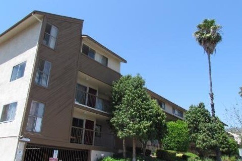 Justin Oaks Apartments Glendale Ca Exterior Justin Oaks Apartments