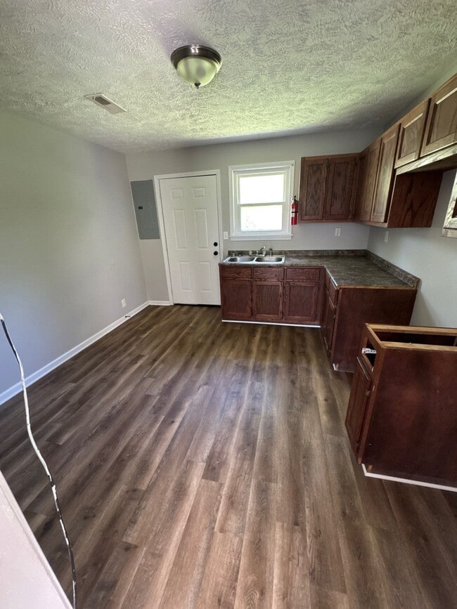 Foto del edificio - 920 N Monroe Ave