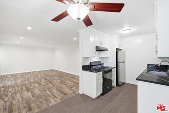 Building Photo - 1939 Selby Ave