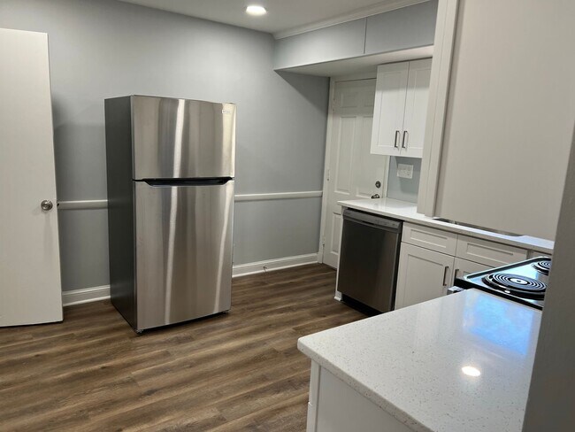 Foto del edificio - Renovated Rambler Close to METRO, Parks, &...