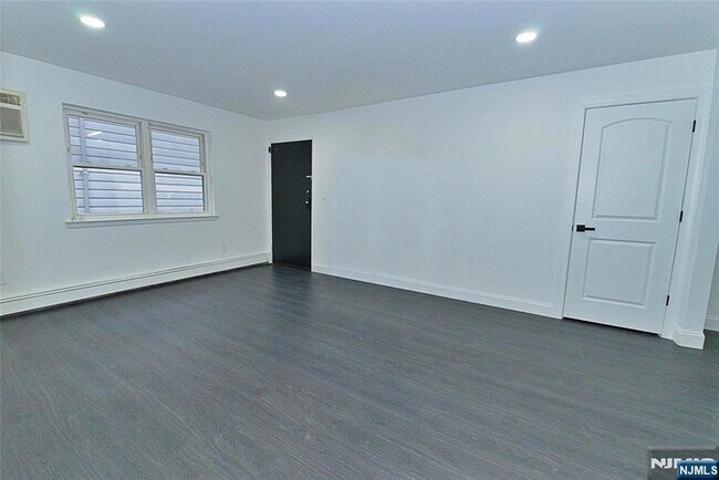 Foto del edificio - 401 Undercliff Ave