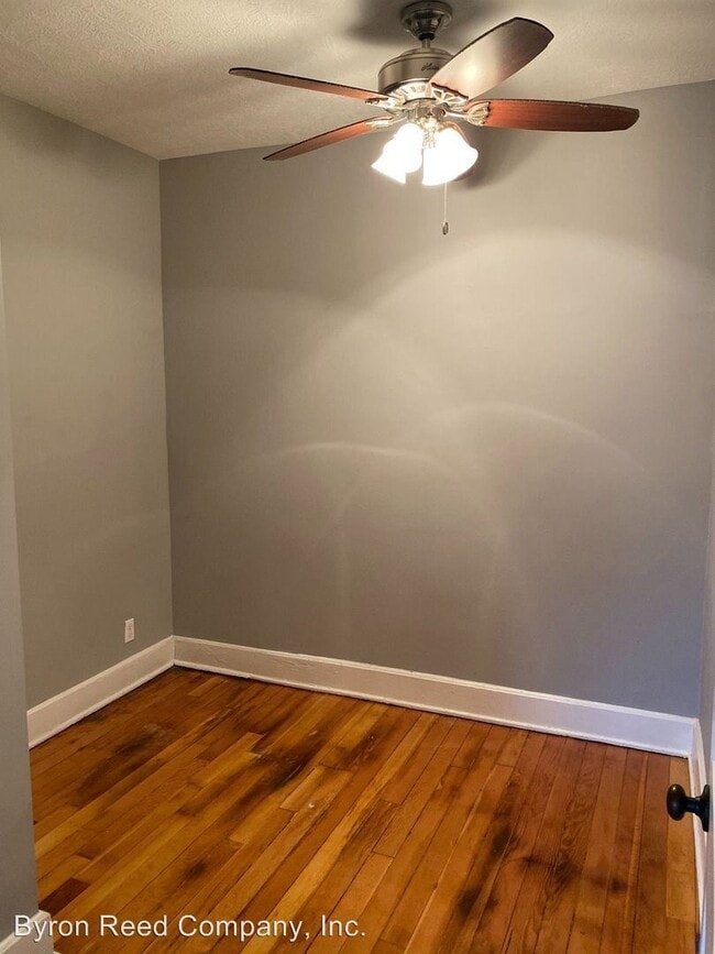 Building Photo - 2906 S 18th St