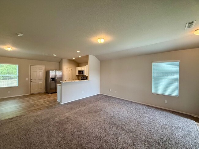 Building Photo - 8609 Westwood Crk Dr