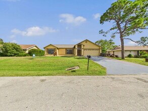 Building Photo - 17409 Braddock Rd