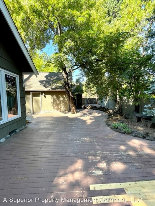 Building Photo - 4 br, 3 bath House - 34 NW Portland Ave