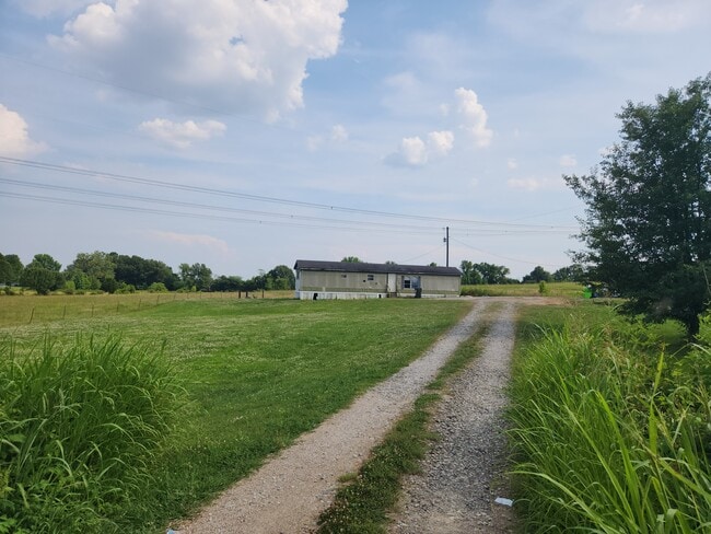 Building Photo - 3765 Gainsville Rd