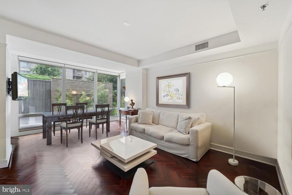 Foto principal - 1111 23rd St NW