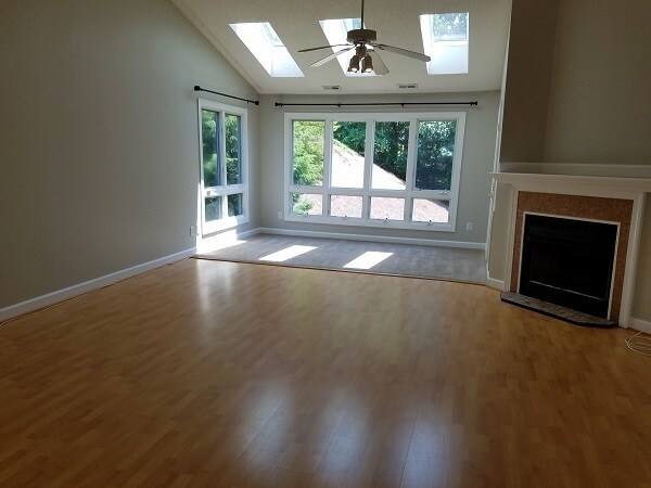 Foto del edificio - 14120 Yachtsman Harbor Dr