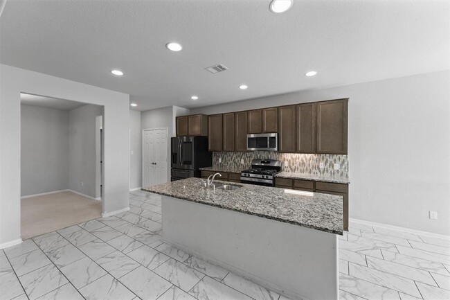 Foto del edificio - 5443 Grand View Dr